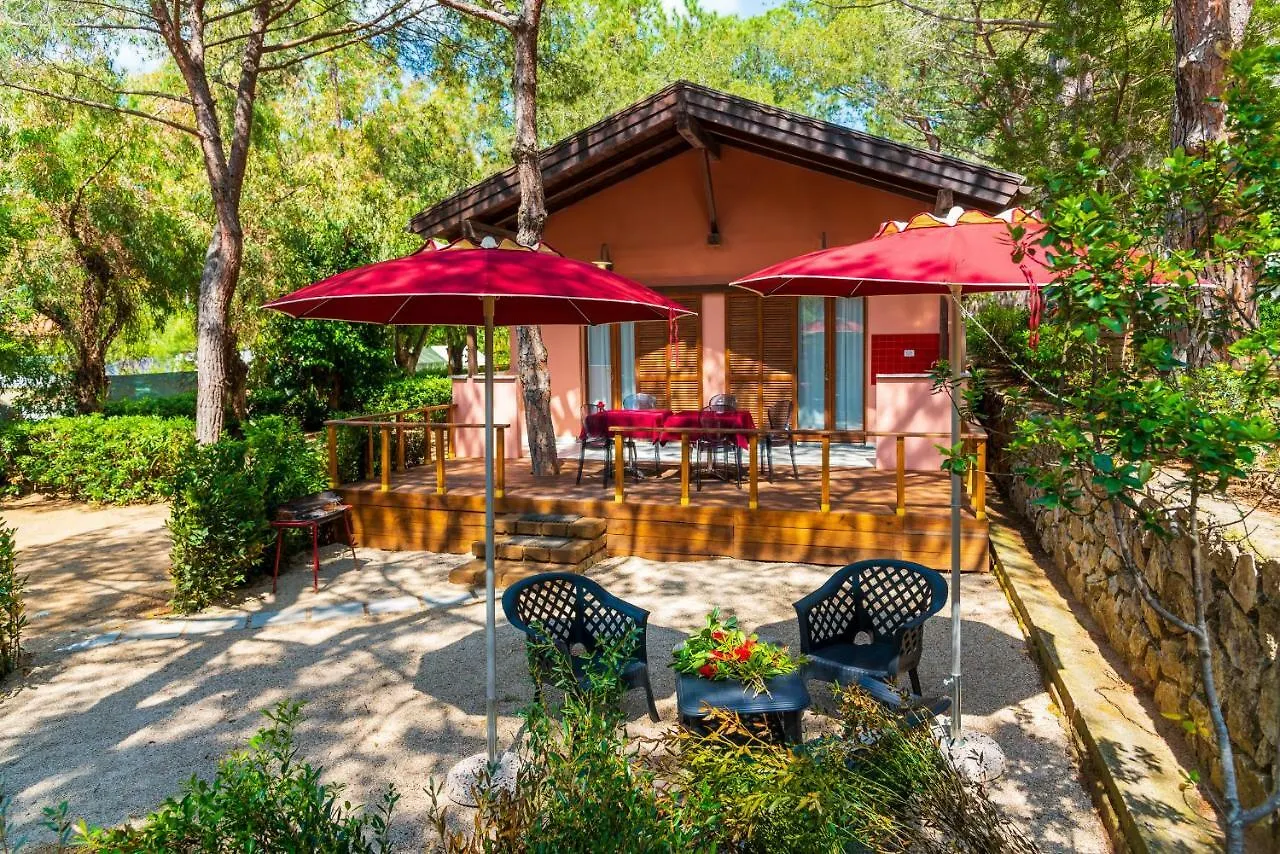 Camping Lacona Pineta Каполивери 3*,  Италия