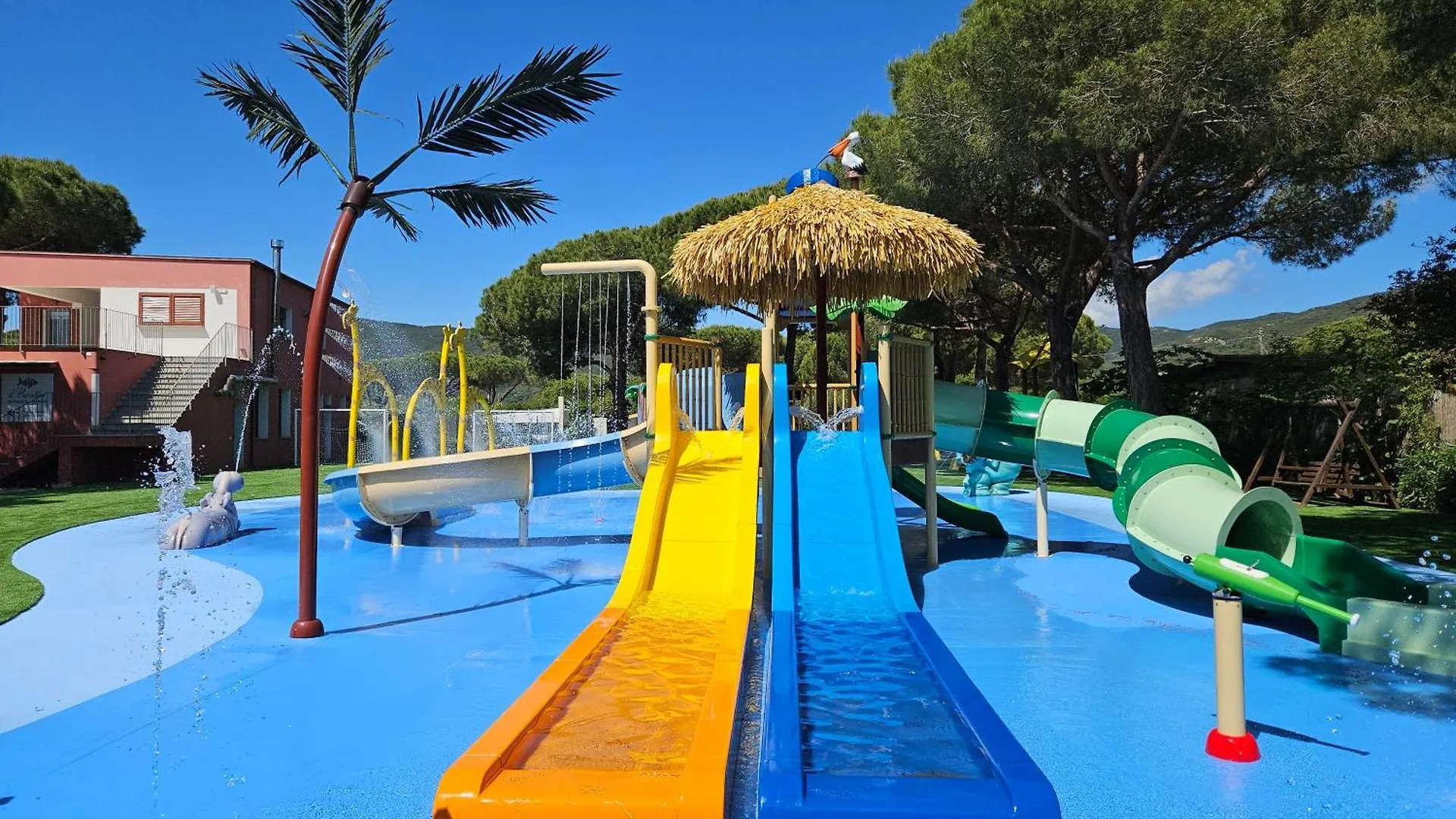 *** Holiday park Camping Lacona Pineta Capoliveri  Italy